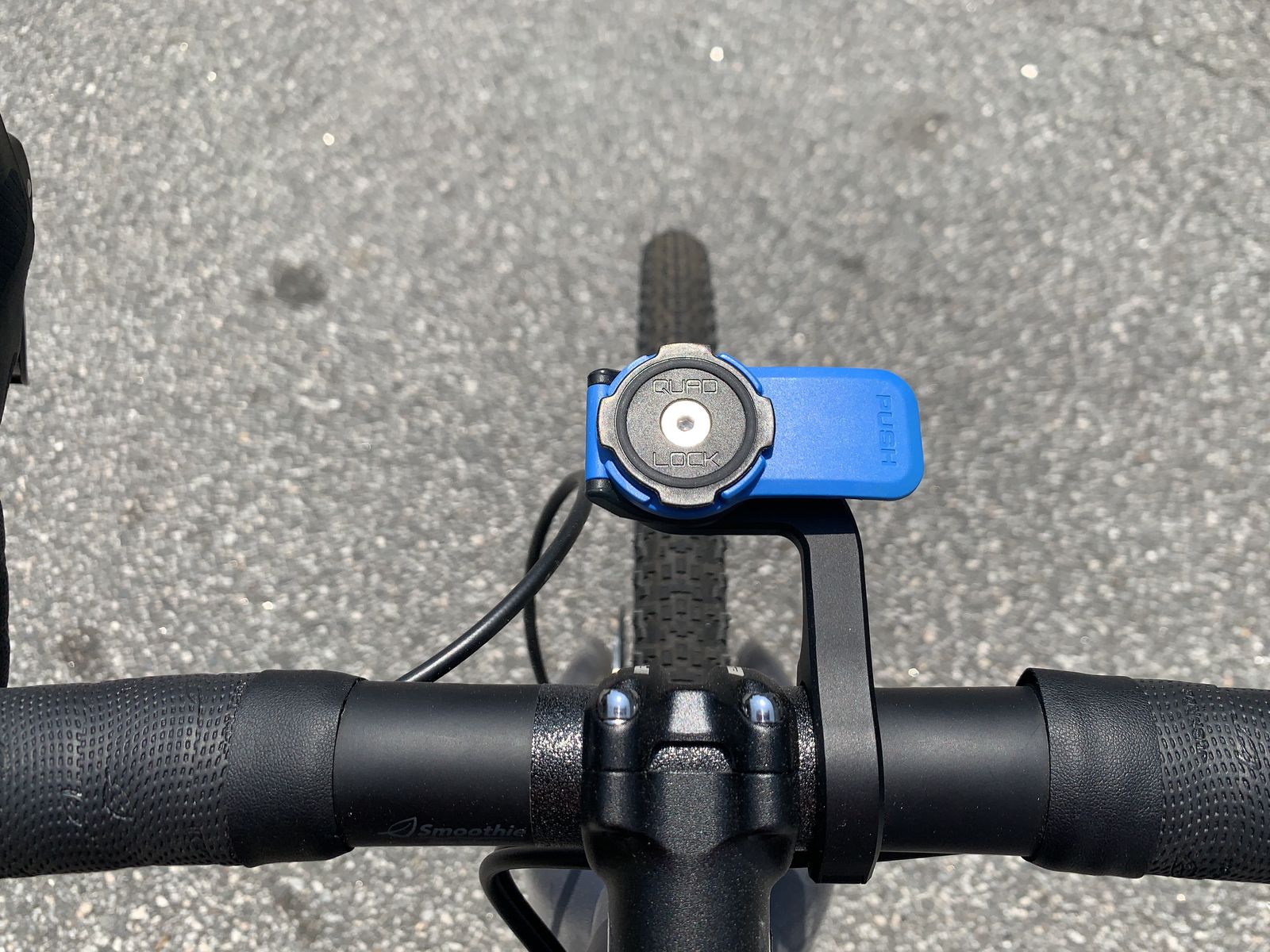 best cycling phone mount - quadlock system