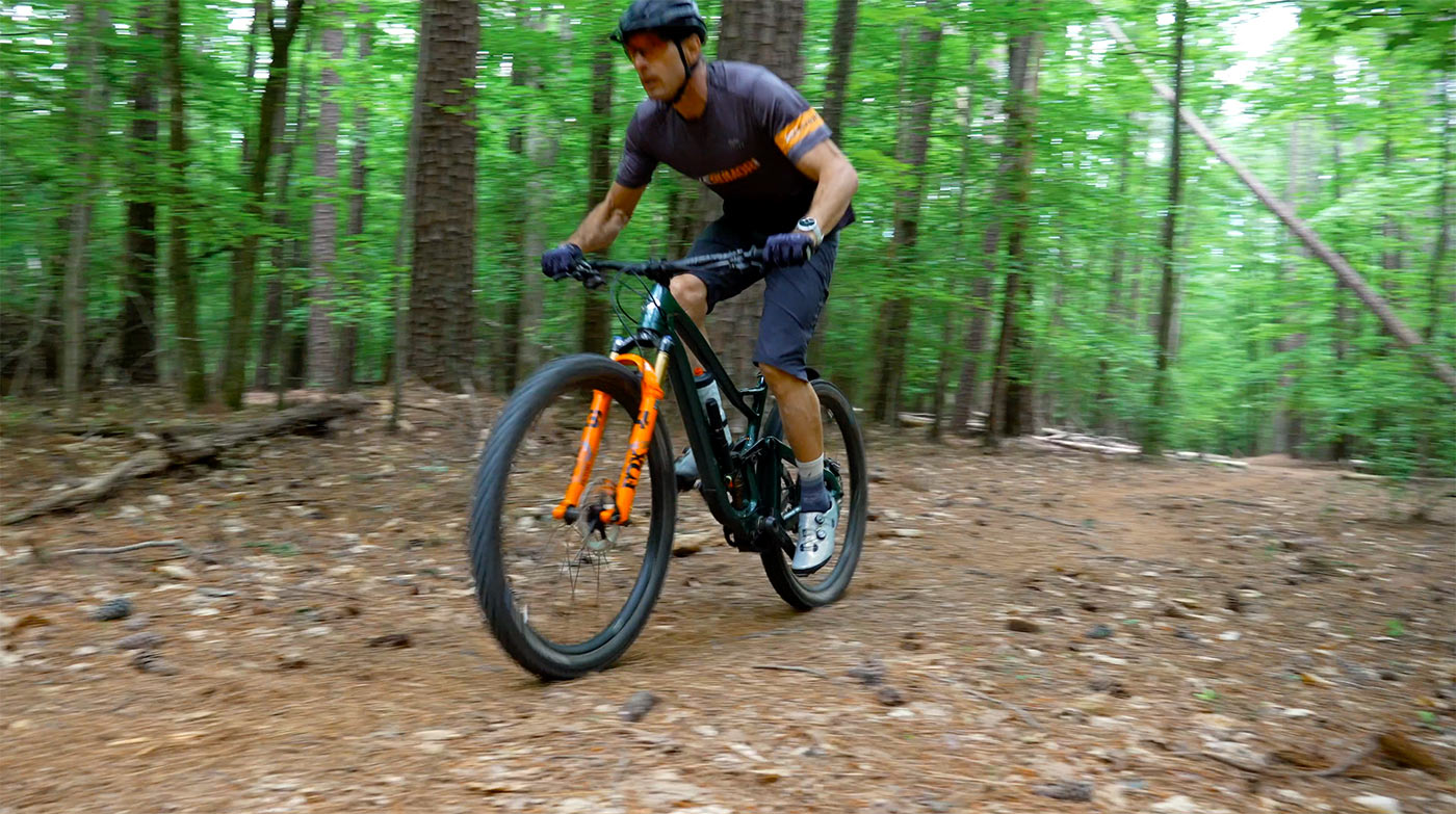 riding the new 2022 niner jet 9 rdo trail mountain bike for a review
