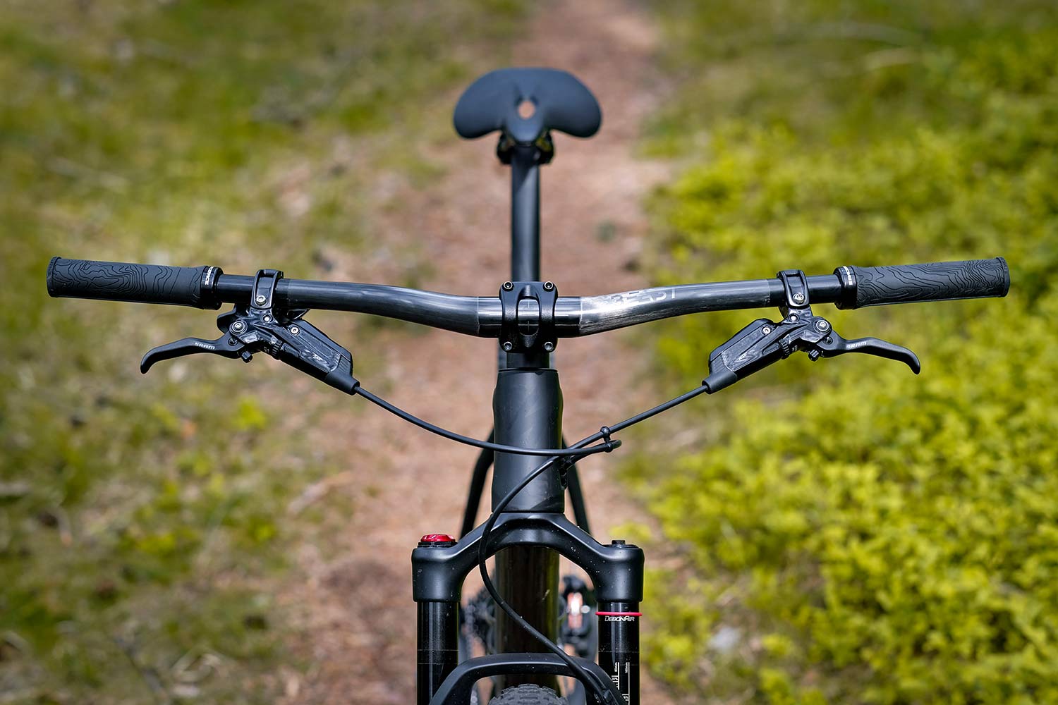 Beast MTB Flatbar 2.0 Riser Bars 2.0, lightweight reinforced carbon mountain bike handlebars