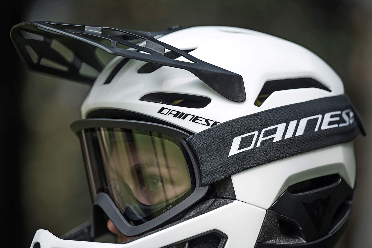 Dainese Linea 01 world's lightest full face helmet, lightweight MIPS DH MTB protection at 570g, Mountain Bike Connection rider Kasia Szlezak, photos by Rupert Fowler, detail