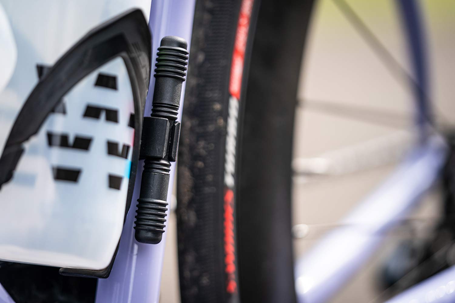 Dynaplug goes Road Tubeless with narrow tire puncture repair tools, 