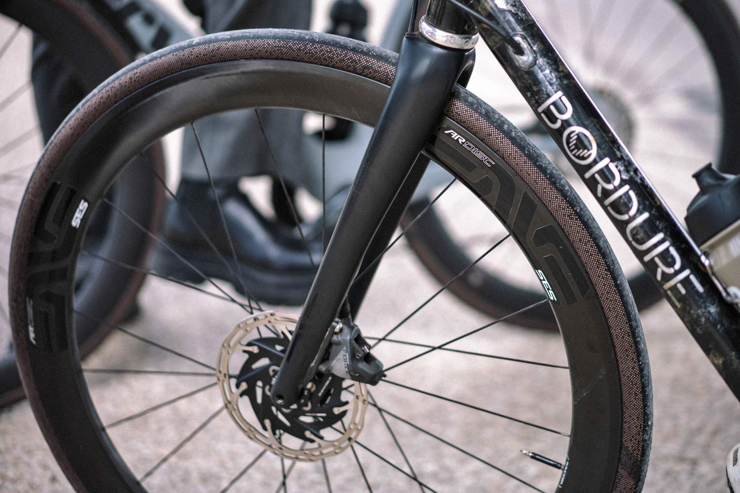 Hutchinson Gridskin lightweight reinforced sustainable gravel road bike tires, front wheel