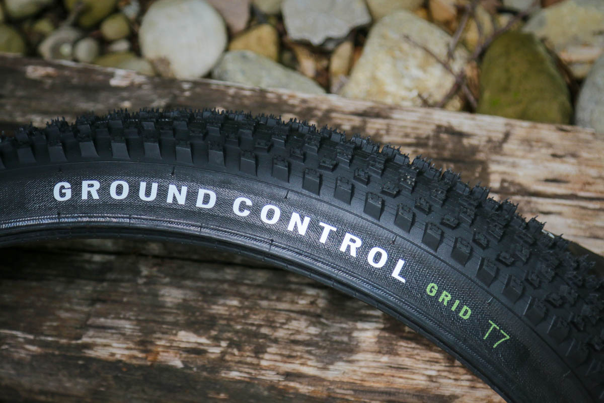 Specialized Ground Control Grid T7