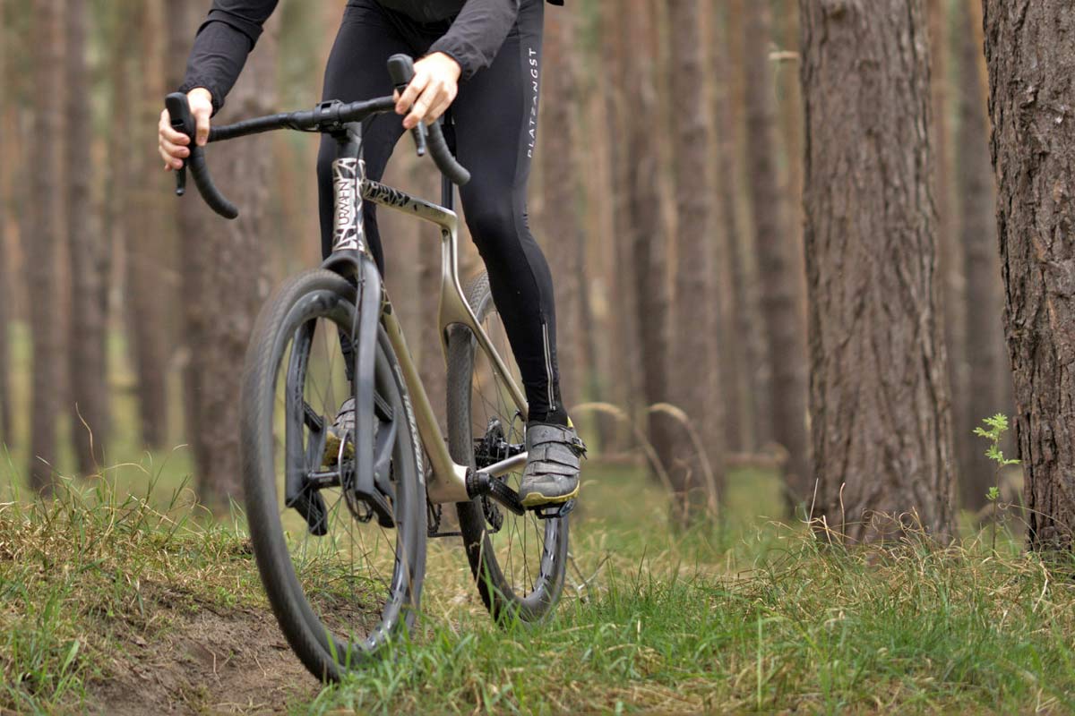 Urwahn Acros EDT gravel bike, limited edition 3D-printed steel no-seattube gravel road adventure bike, Lauf