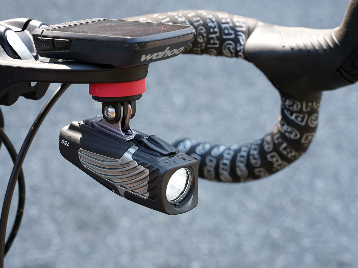 Oswald Perceptie vaak Review: KOM Cycling detachable GoPro mount is really the best light mount -  Bikerumor