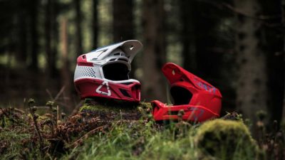 Review: Top-end Leatt 8.0 DH versus budget-friendly Leatt 1.0 DH Helmet