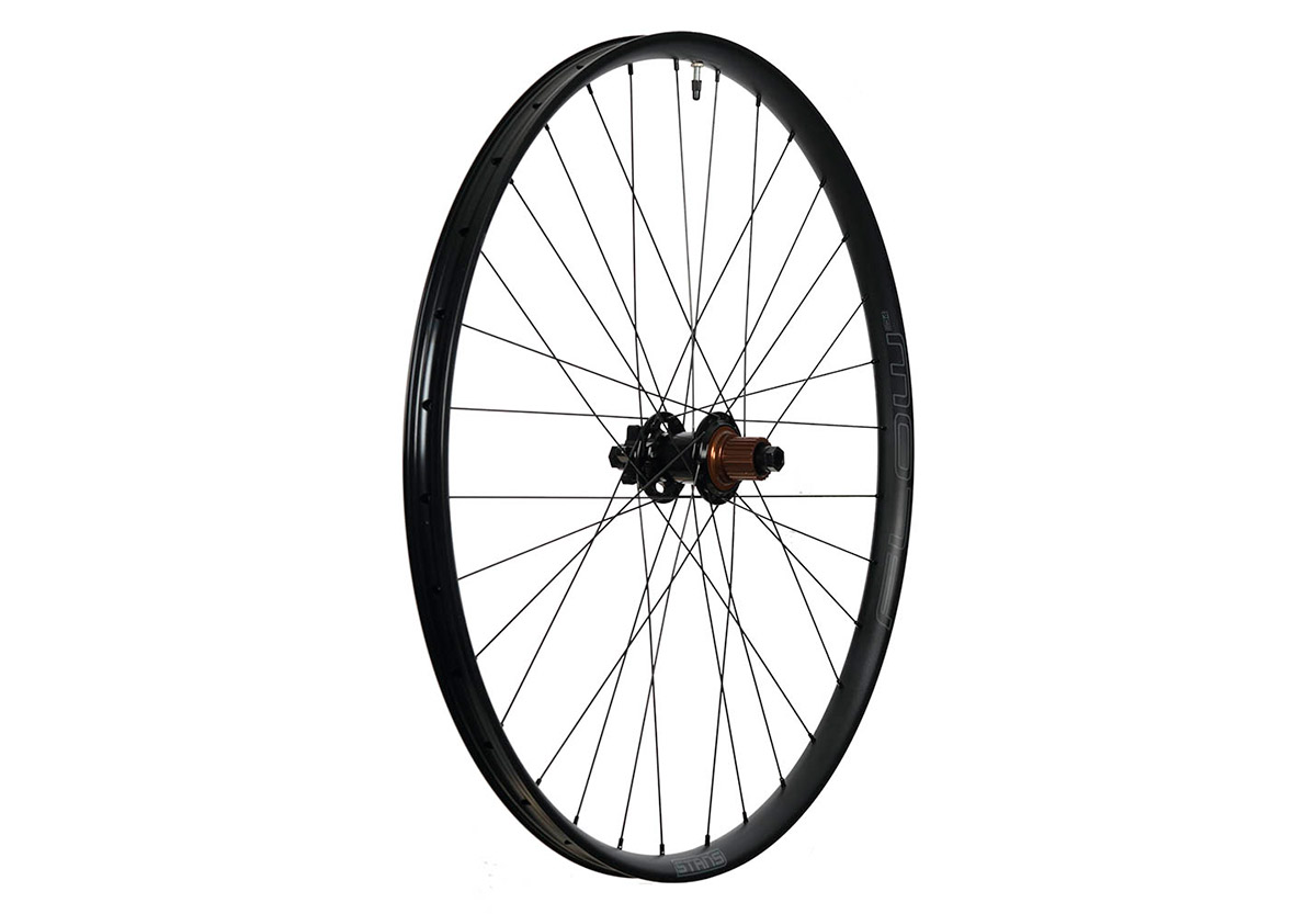 stans flow mk4 wheelset with 2021 m-pulse hub