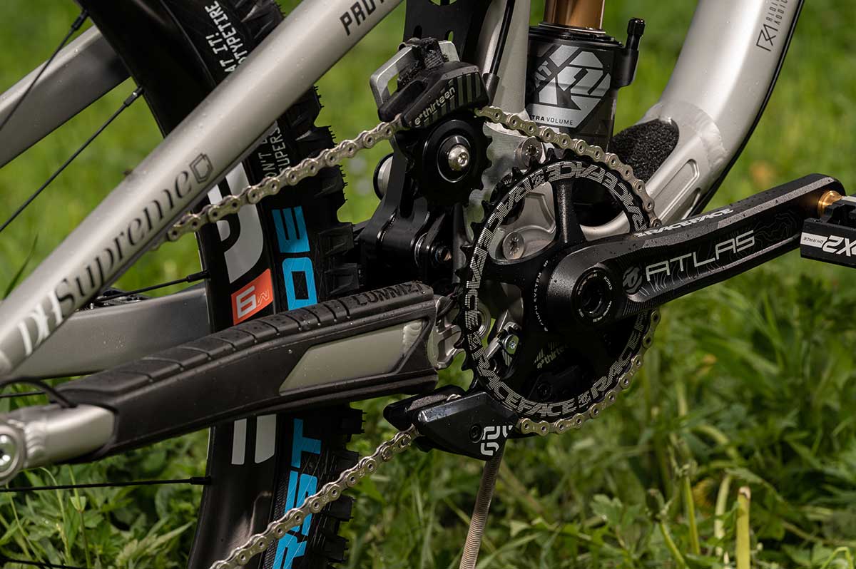 commencal supreme dh chain idler fixed position