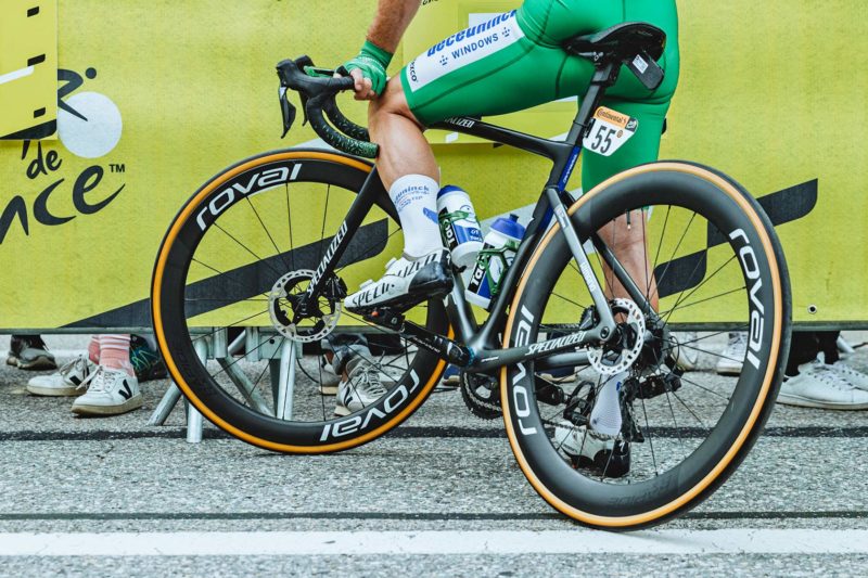 2021 Mark Cavendish 3x Tour de France stage winning green sprinter jersey Specialized S-Works Tarmac SL7, photo by Chris Auld