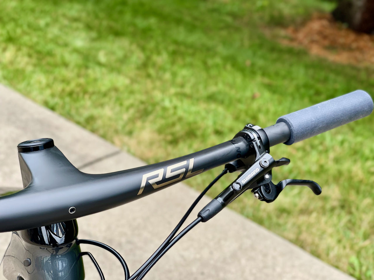 Bontrager RSL MTB Bars installed on bike front view