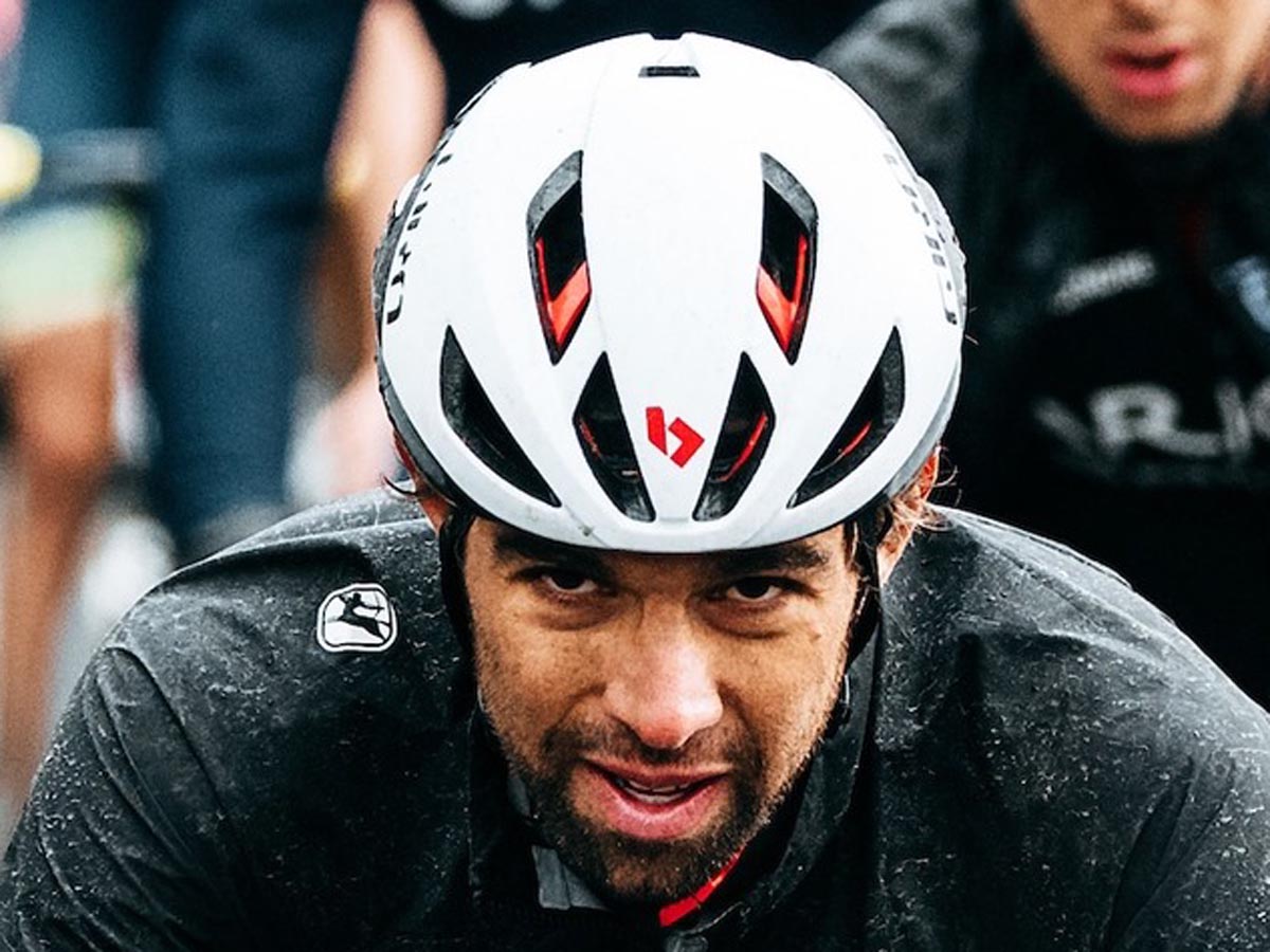 New Giro aero helmet spotted at the Tour de France on Team BikeExchange riders