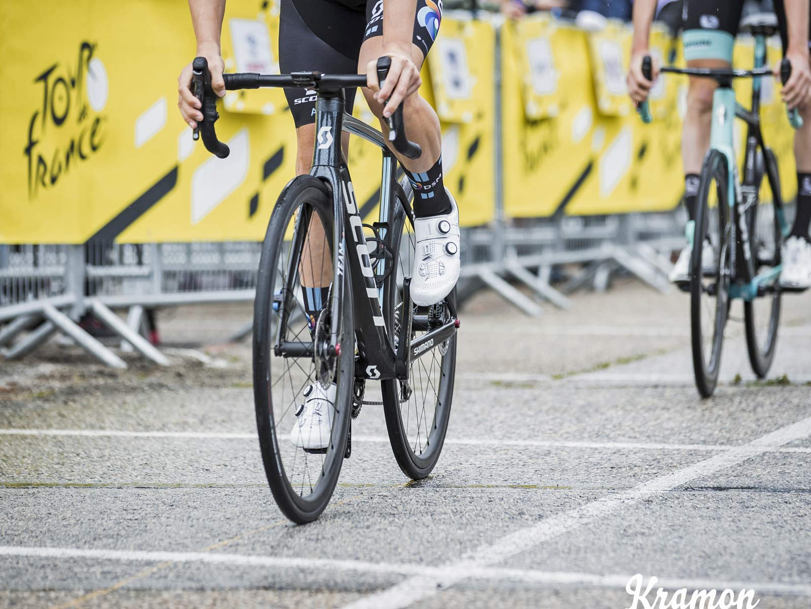 Scope Cycling prototype lightweight carbon climbers wheels, disc brake road tubeless at 2021 Tour de France, Team DSM, photo by Kristof Ramon, Kramon