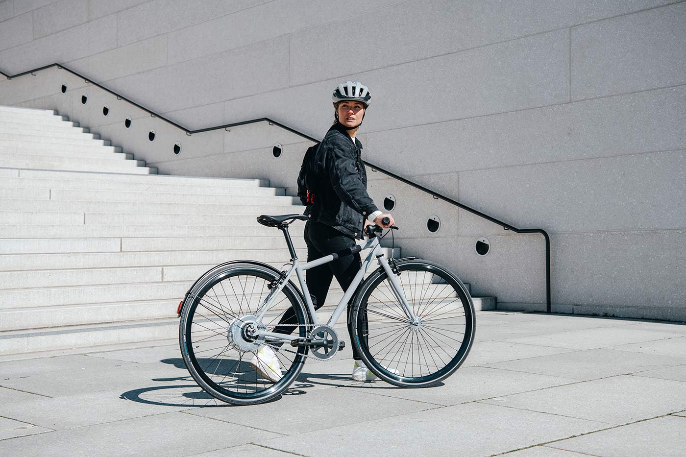 bikester's fixie inc backspin urban commuter e-bike