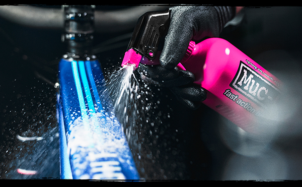 muc-off punk powder in action