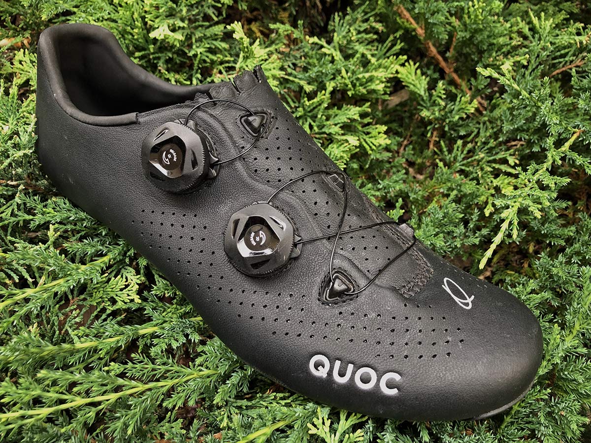 Quoc Mono II road bike shoes, lightweight carbon-soled road cycling shoes, angled