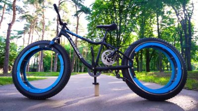 Build your own Tron Bike? This wild hubless fat bike build looks the part