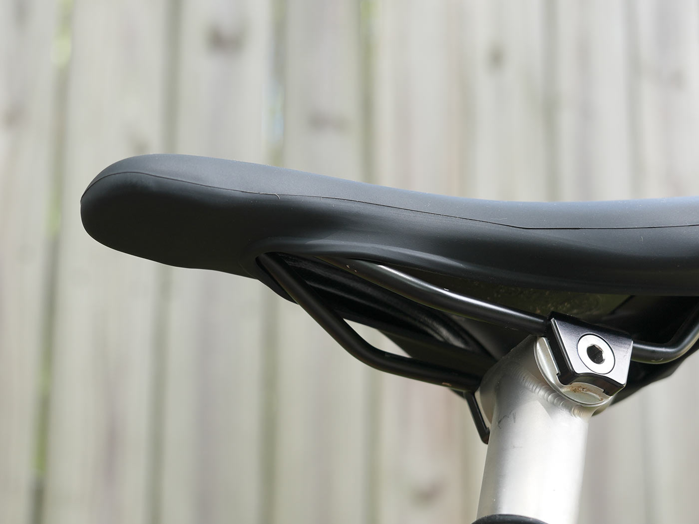delta hex air silicone gel saddle cover shown from bottom