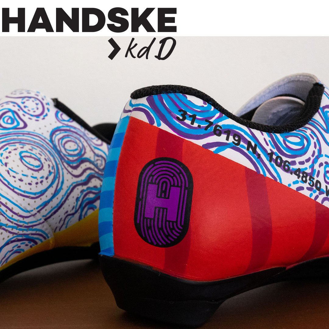 handske x kdd custom painted bike shoes