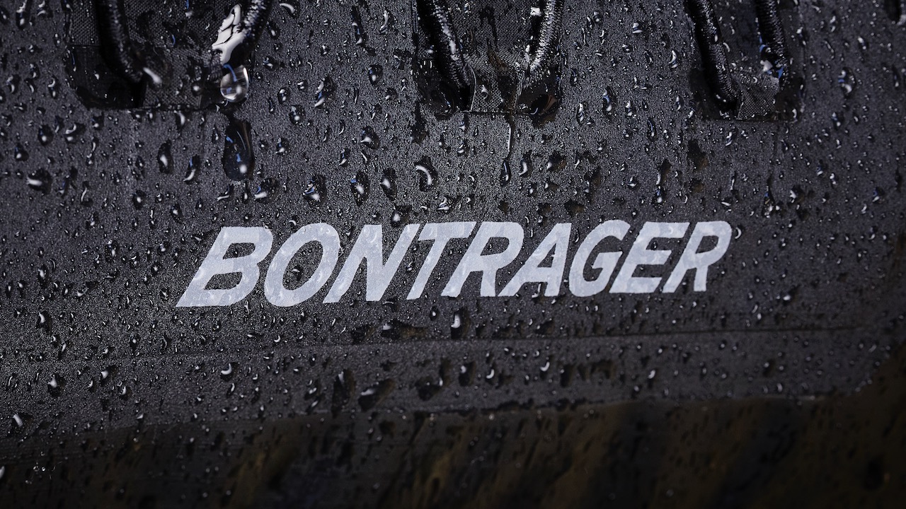 Bontrager Adventure bag packed wet logo