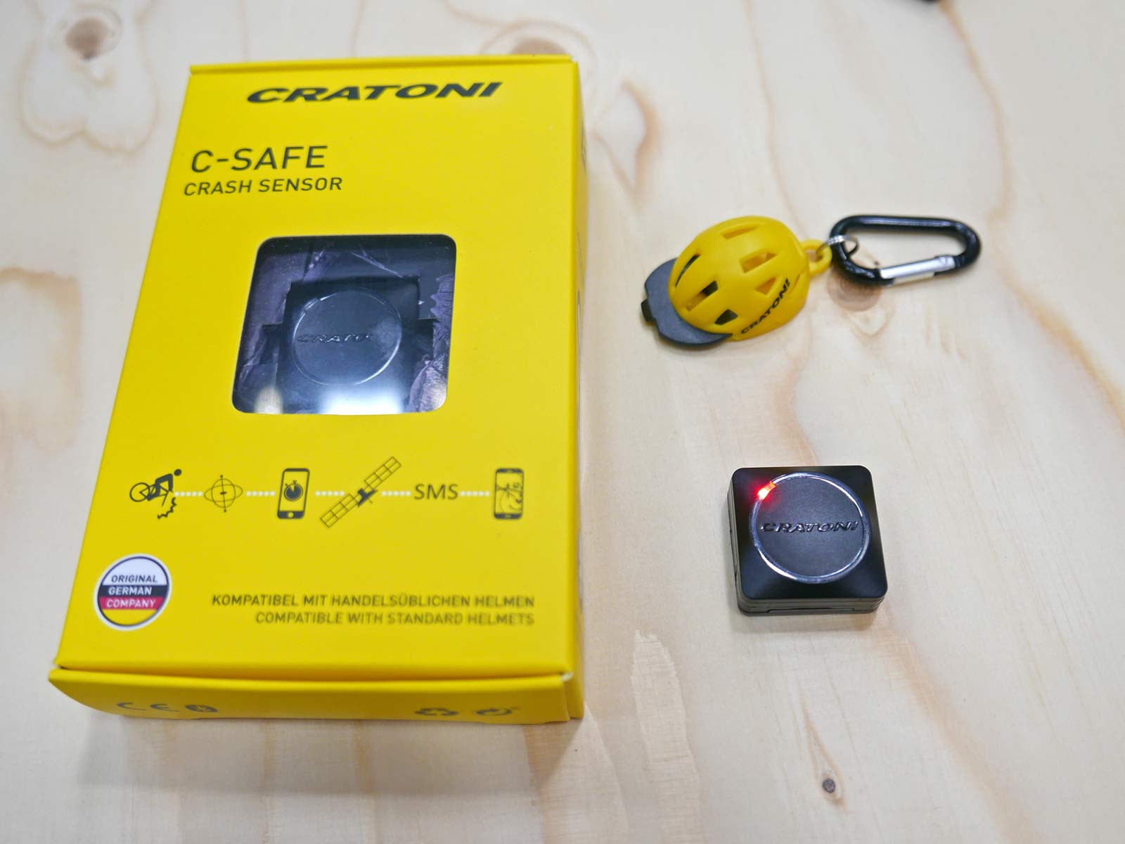 Cratoni C-Safe crash sensor, add-on impact detection safety upgrade for any helmet, what's in teh box?