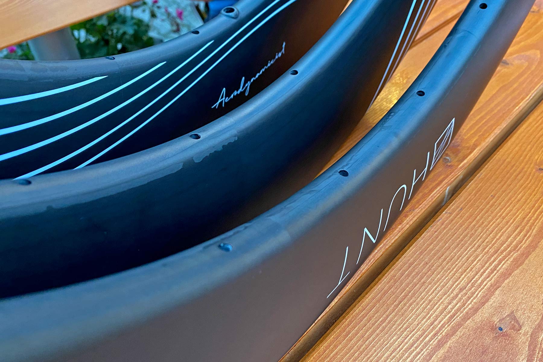 Hunt deep Aerodynamicist aero carbon TT Triathlon wheels, rim details