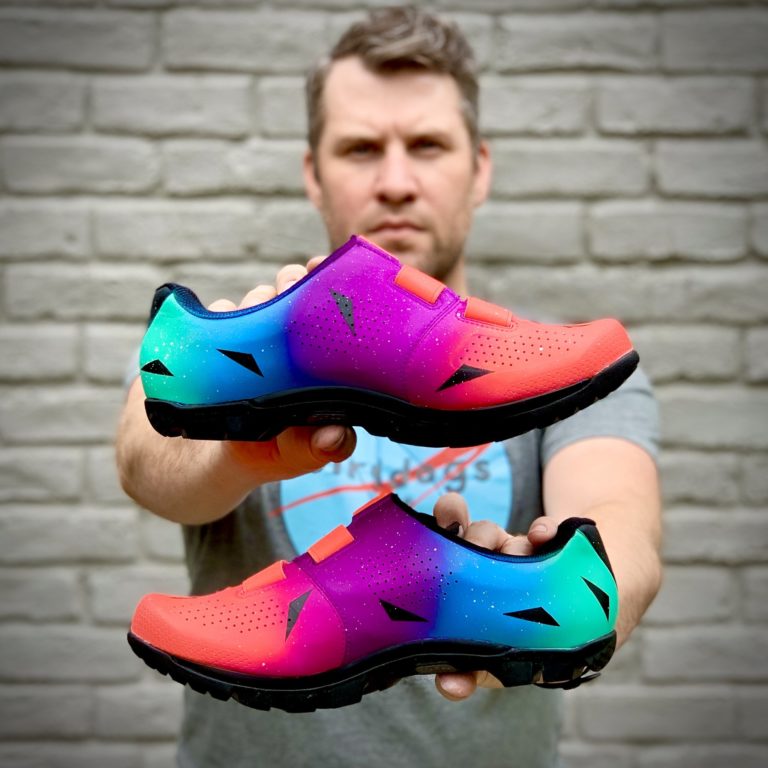 Commission your own Custompainted bike shoes from Handske x kdD Bikerumor