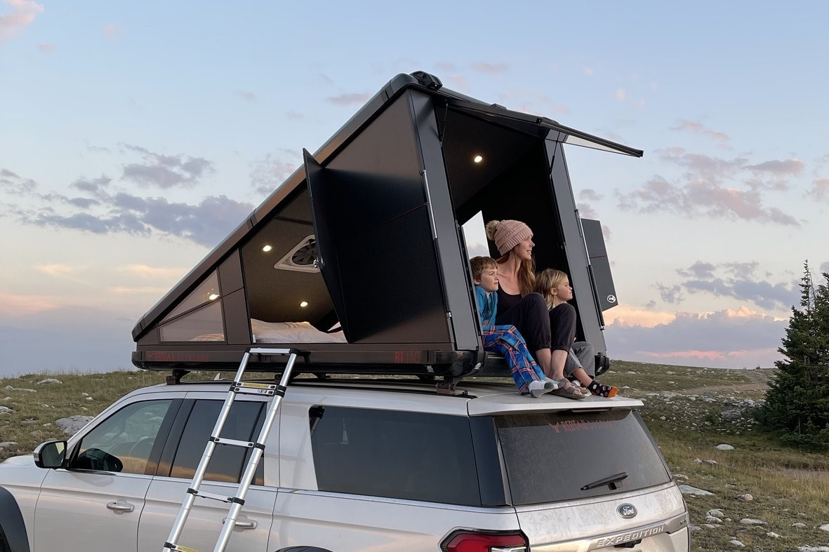 VANLIFE: Redtail Overland pops up a $20k carbon fiber rooftop tent -  Bikerumor