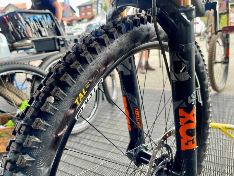 continental gravity mtb tyre