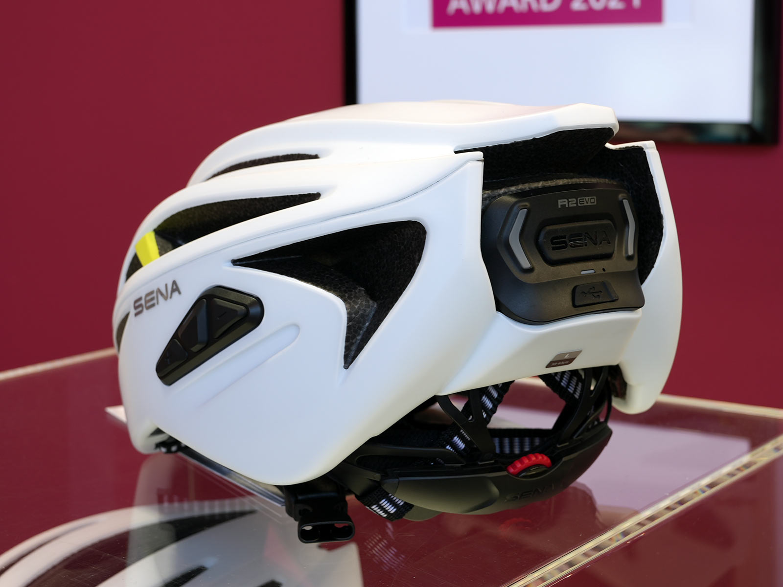 sena r2 road bike helmet with intercom wireless communication and bluetooth speaker shown from behind