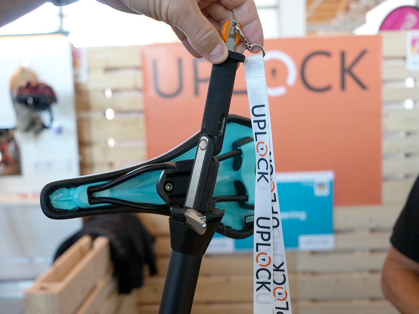 uplock bicycle lock that hides in your seatpost