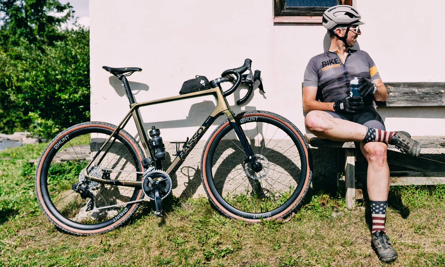 2022 Basso Palta II carbon gravel bike review made-in-Italy, photo by Francesco Bonato, pit-stop