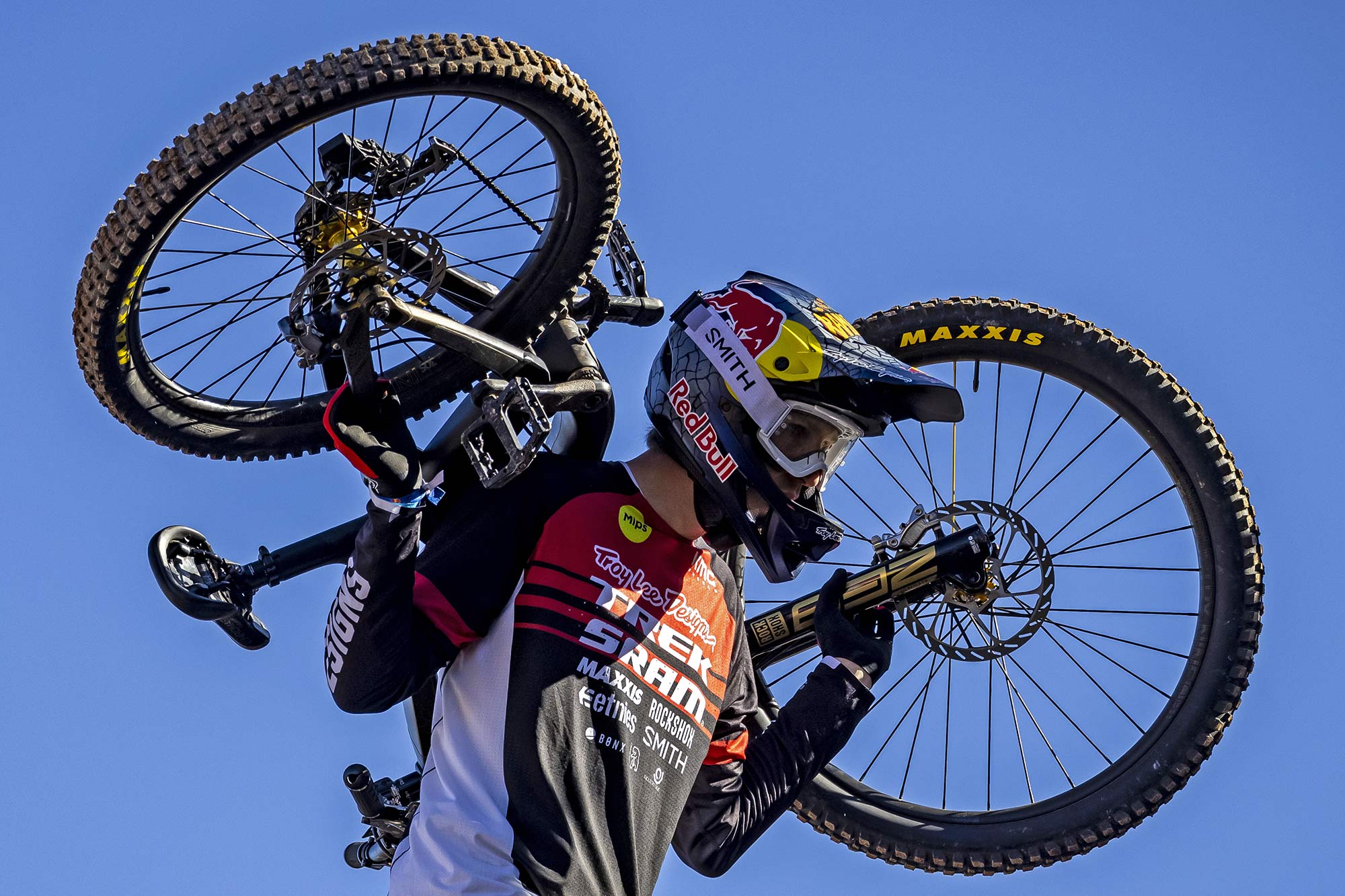Brandon Semenuk wins Red Bull Rampage on old-school Mullet Trek Session Park freeride bike