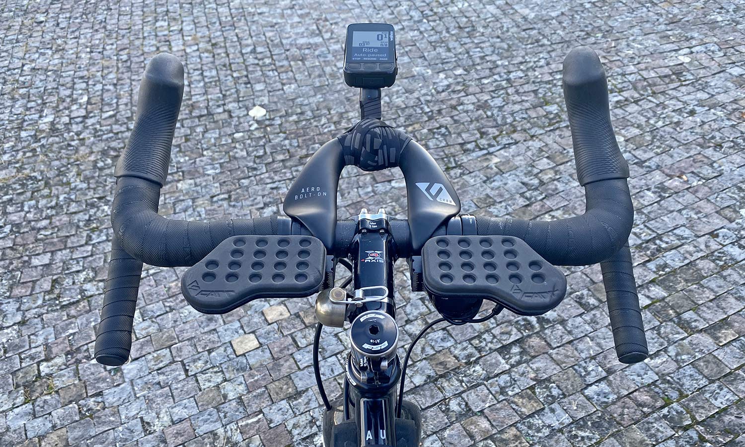 Review: Farr Arm Rests & Carbon Aero Bolt-On modular endurance cycling mini aero bar, GPS mounted out-front