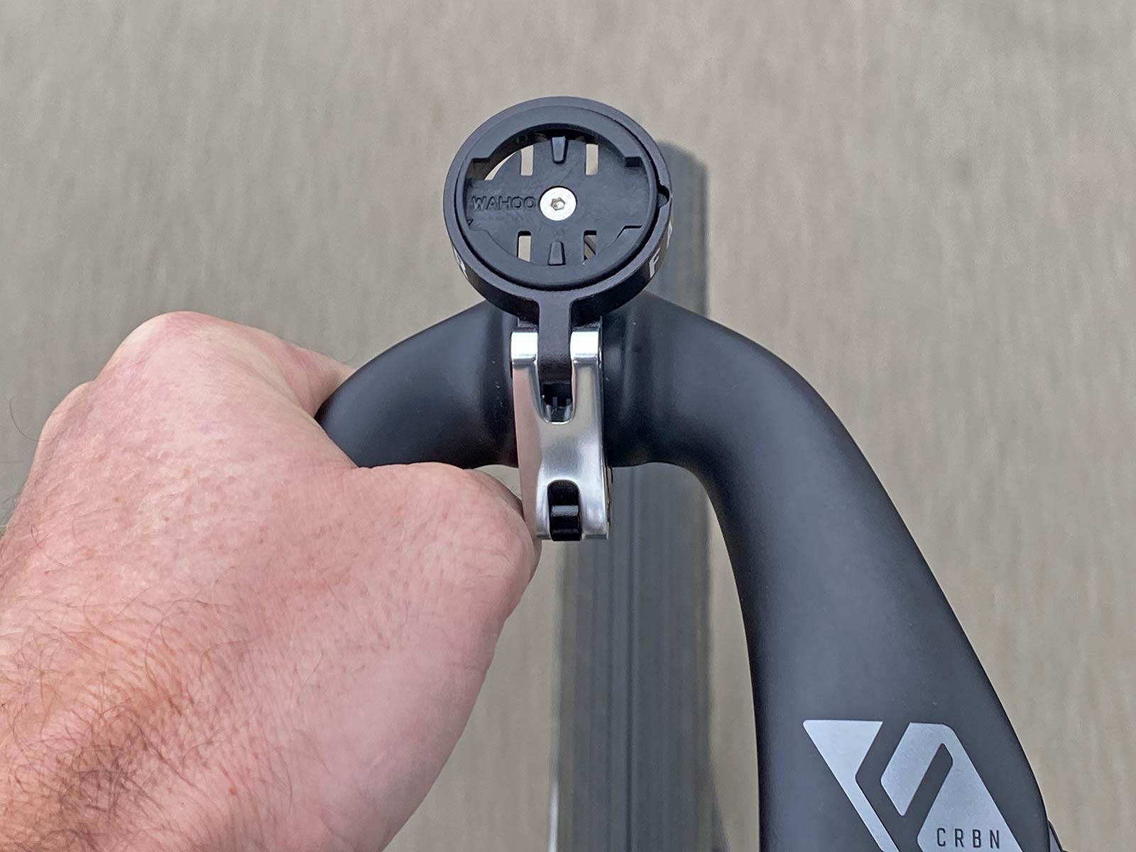 Review: Farr Arm Rests & Carbon Aero Bolt-On modular endurance cycling mini aero bar, GPS mount finger trouble