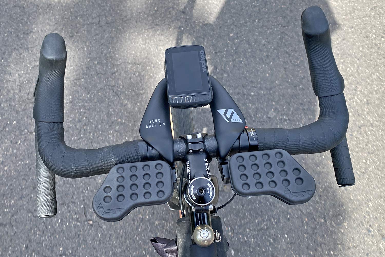 Review: Farr Arm Rests & Carbon Aero Bolt-On modular endurance cycling mini aero bar, GPS mounted inside