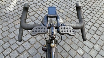Review: Farr Arm Rests provide light, customizable Carbon Aero Bolt-On position support