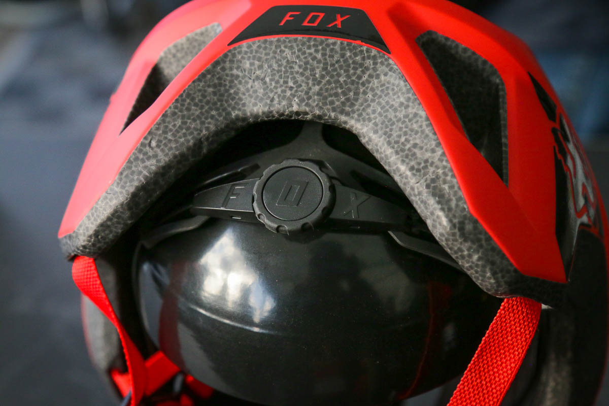 Fox Mainframe Helmet adjustment