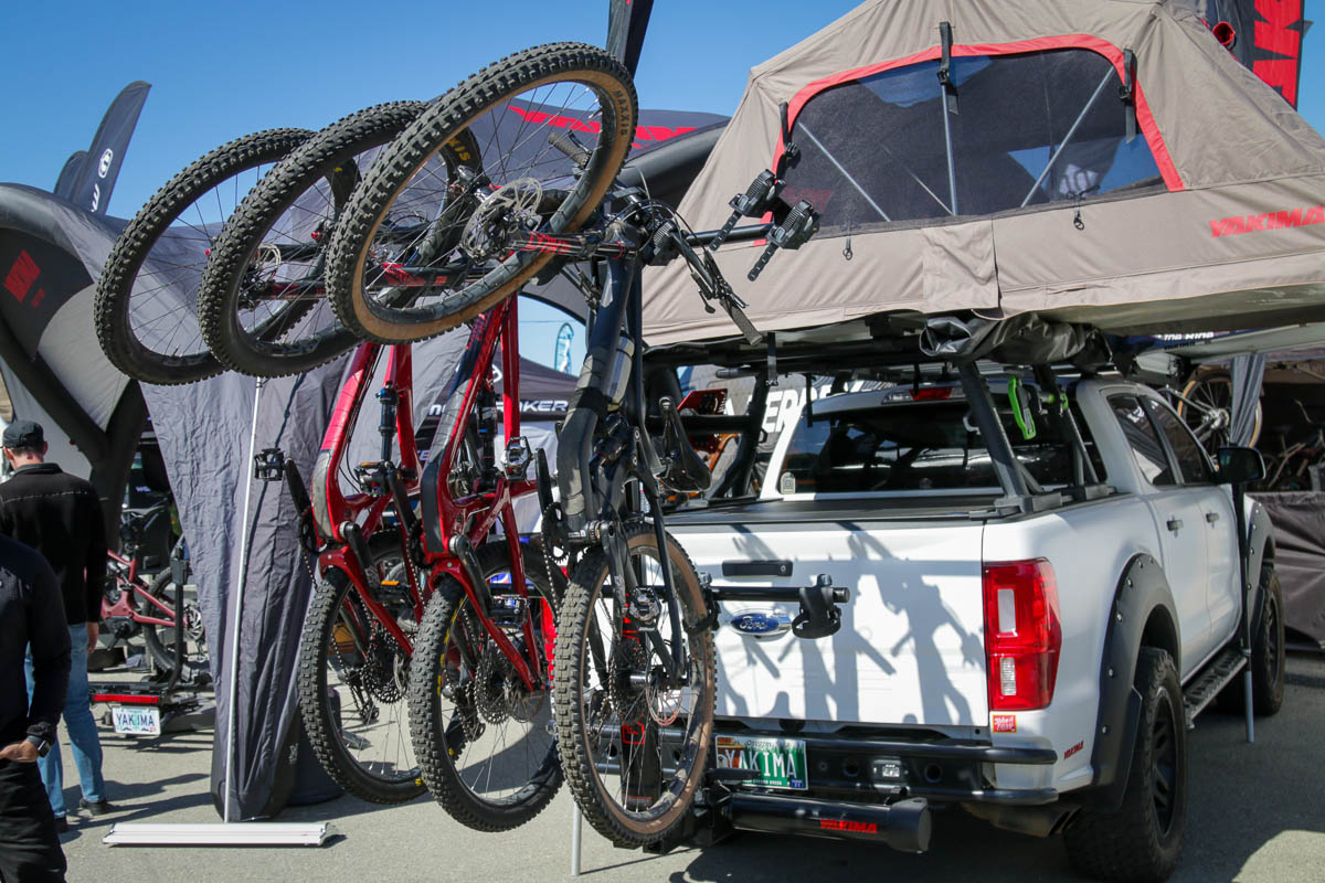 Yakima HangTight bike rack 