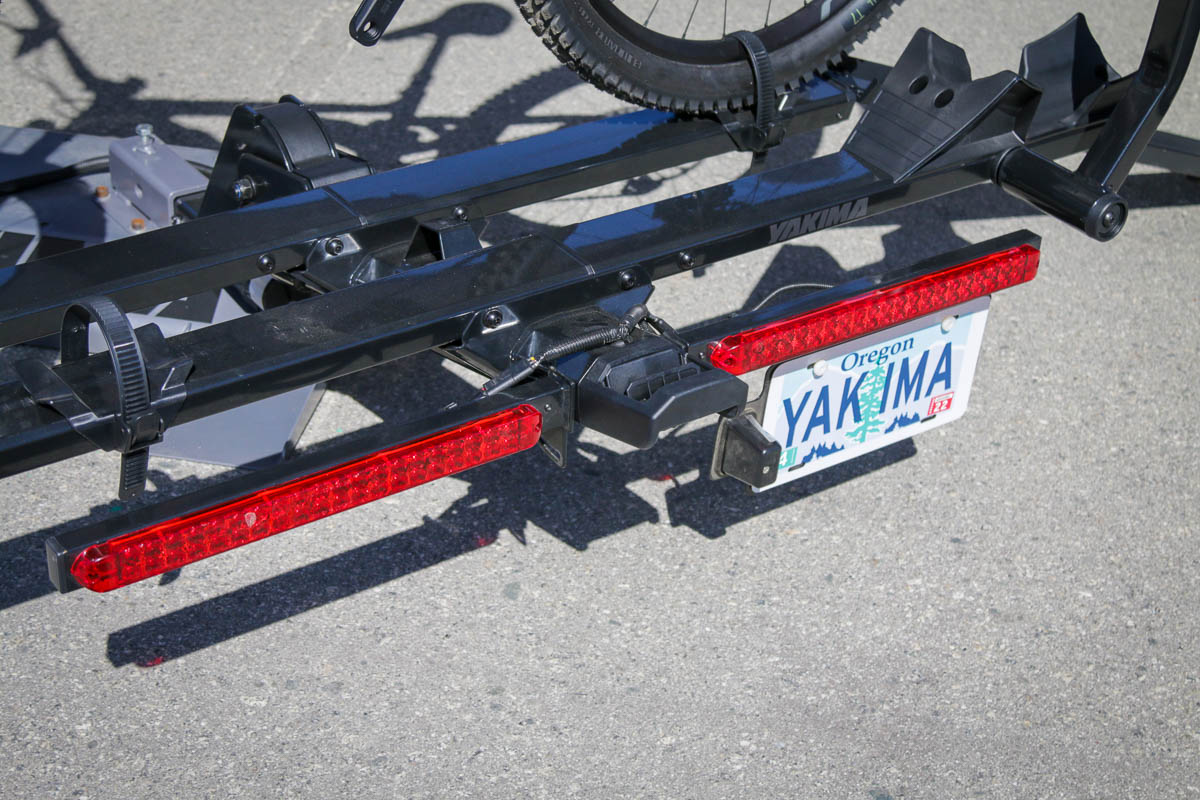 Yakima Stage 2 tray hitch rack 