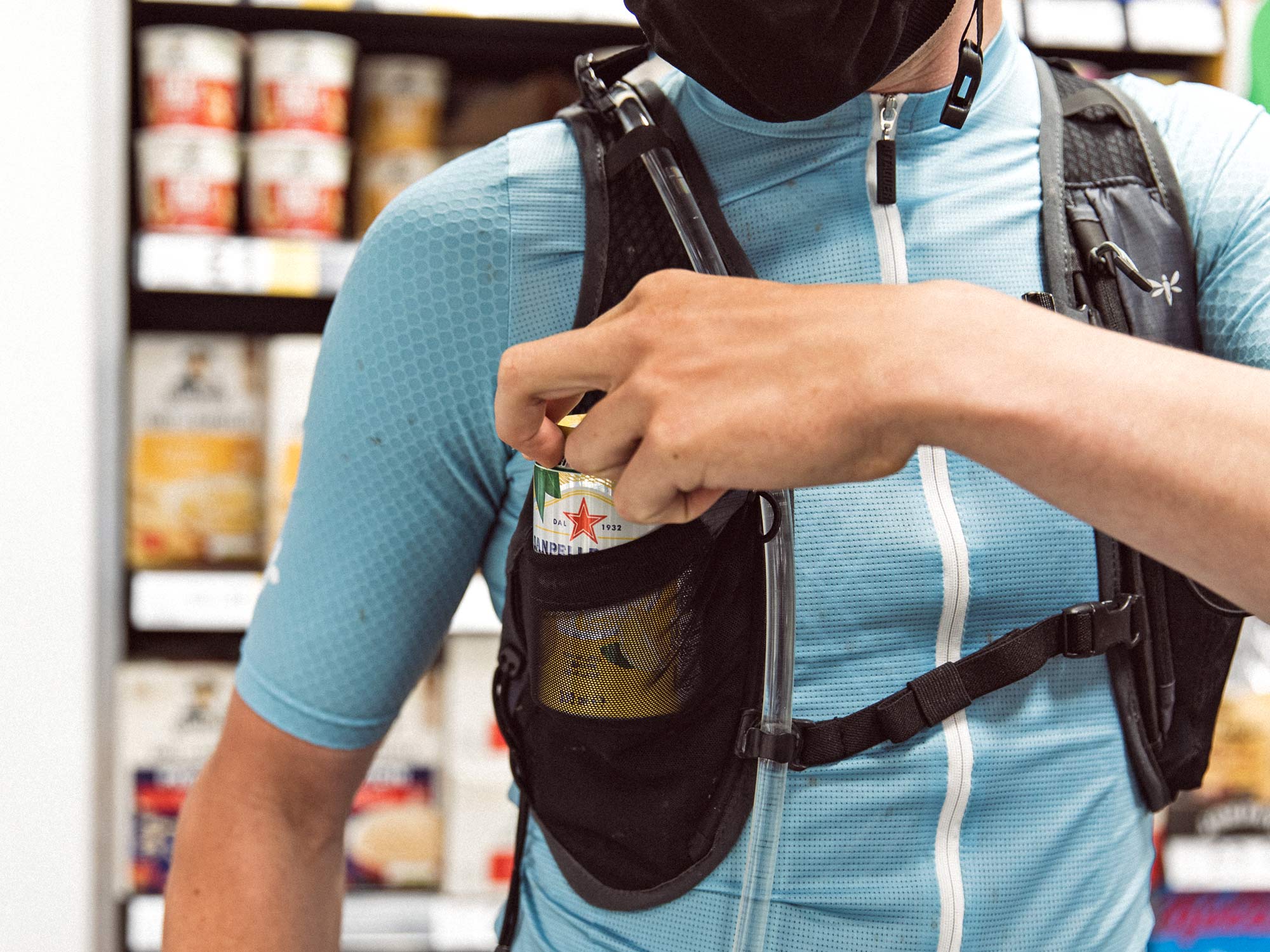 Apidura Racing Hydration Vest lightweight adventure race pack backpack, grocery restock