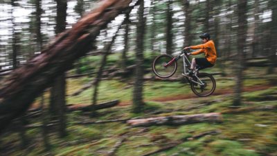 PNW drops first MTB apparel line including Lander Jacket with integrated hip pack!