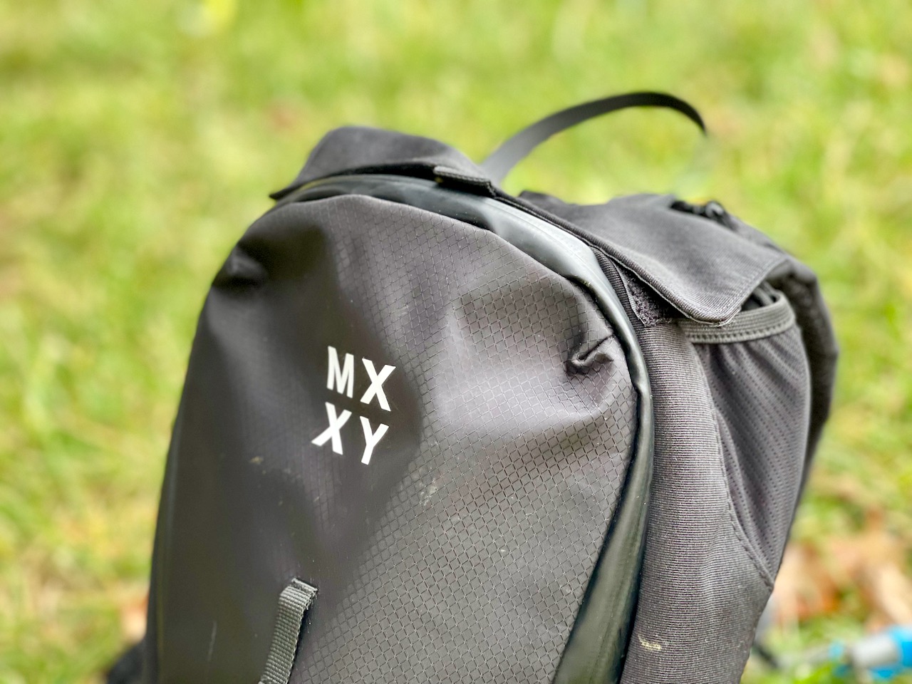 MXXY hydration pack close up