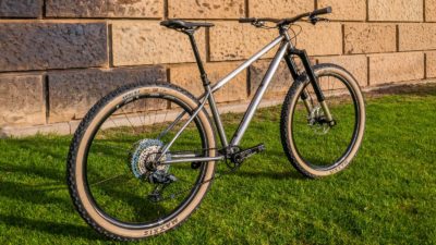 Dinolfo Cycles weld up a classic steel hardtail with all the standards