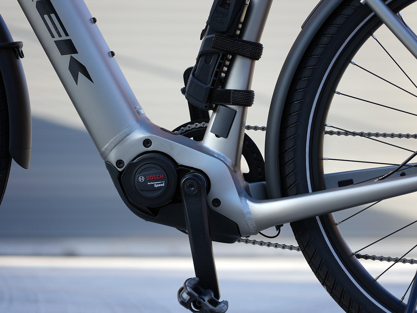trek allant+ 8S commuter e-bike review and tech details