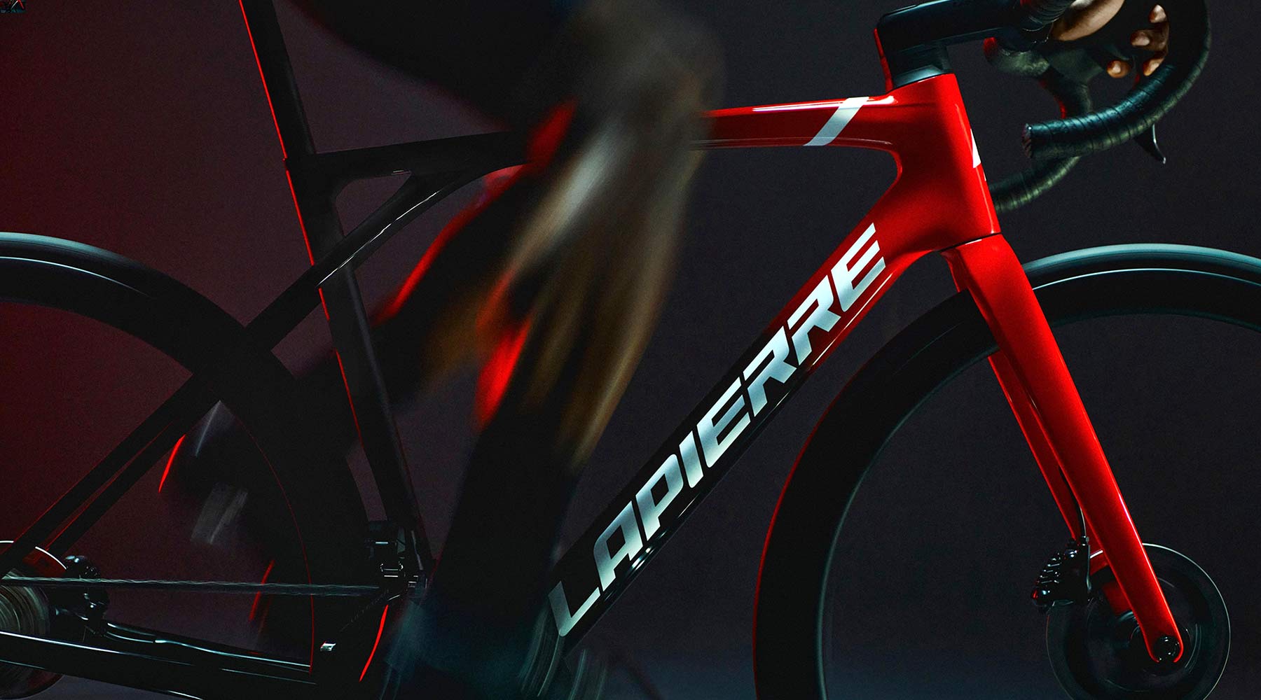 2022 Lapierre Xelius SL3 road bike, faster lighter more aero, blur