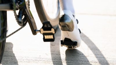 Found: Aveta introduces magnetic clipless pedals for road bikes with magnetic flat pedal adapters
