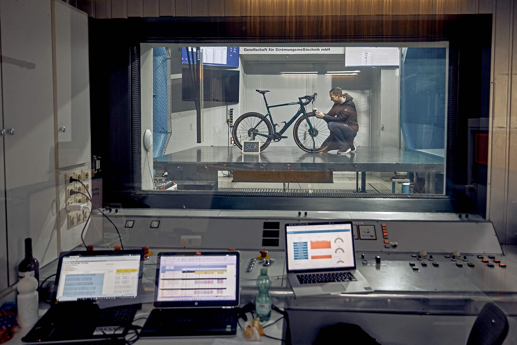 Swiss Side aero gravel tire testing, smoother is faster in the GST wind tunnel