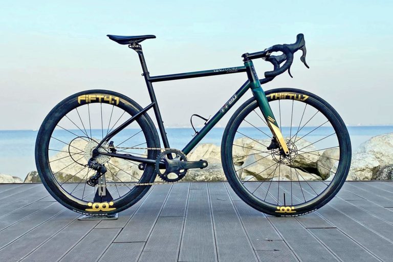 TRed Rea Urano custom lightweight integrated steel road bike - Bikerumor