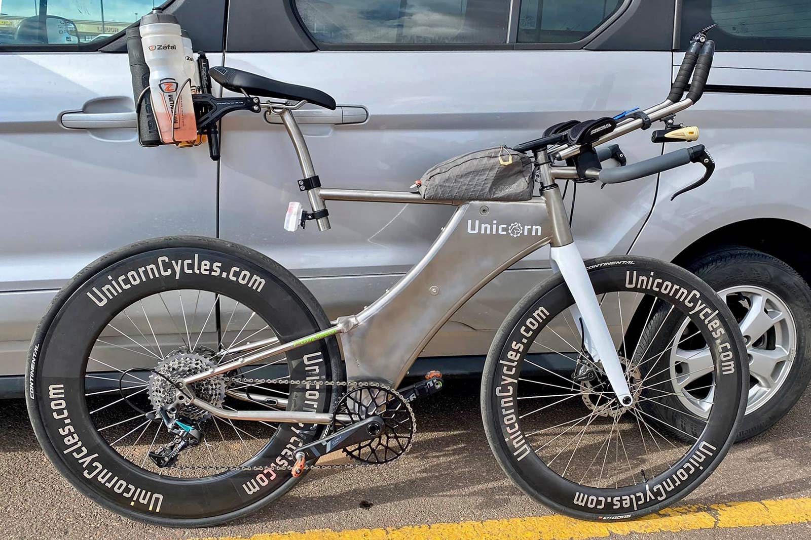 Unicorn Cycles titanium time trial bike prototype, Tri-ti-Y v1 complete race day