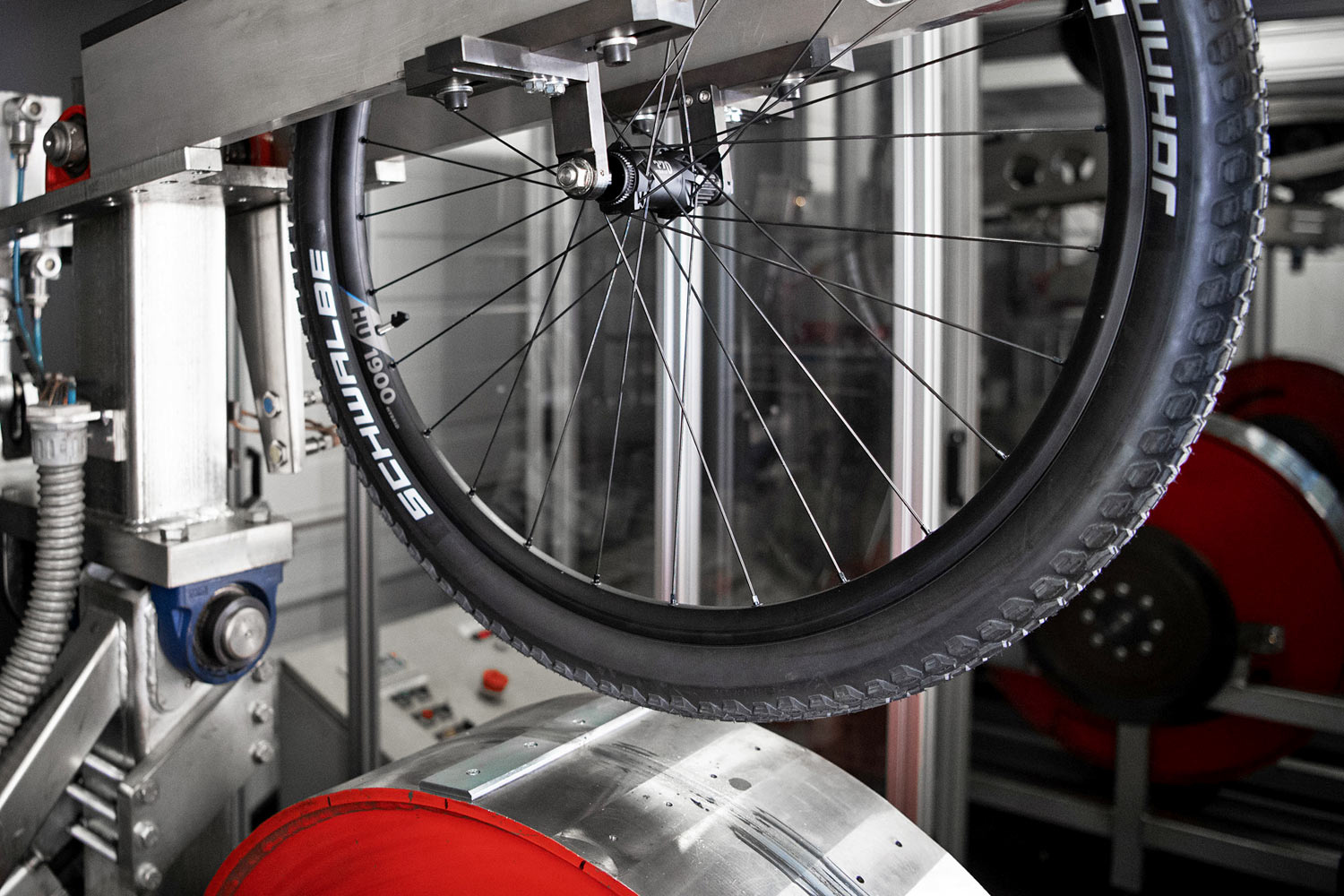 DT Swiss Hybrid Utility HU 1900 Spline e-bike wheels, testing